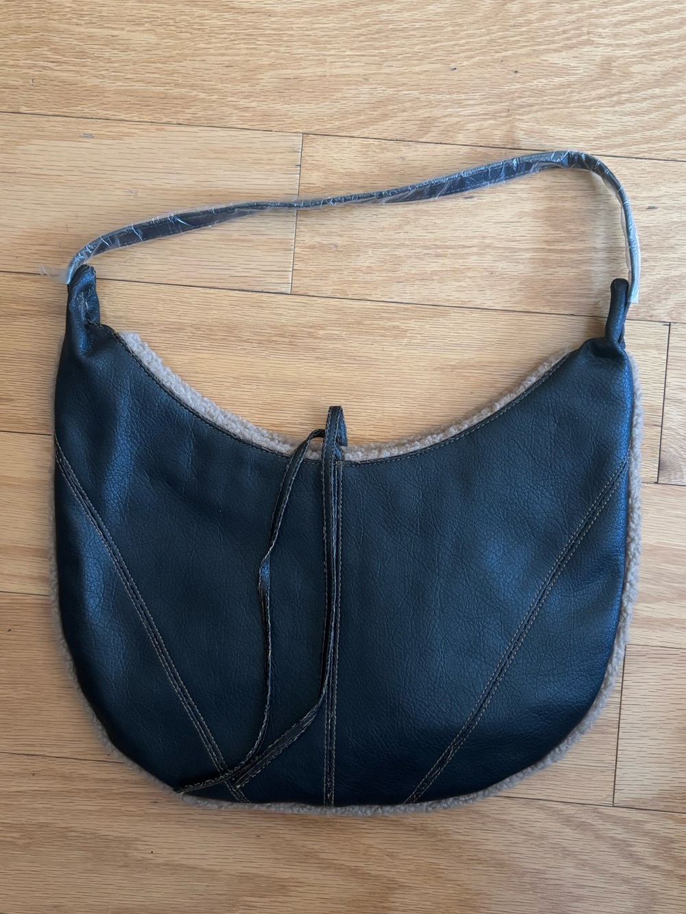 faux leather vintage 2000s bag